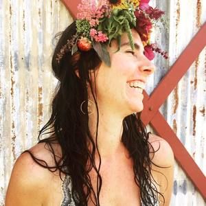 Meet your Posher, Leora